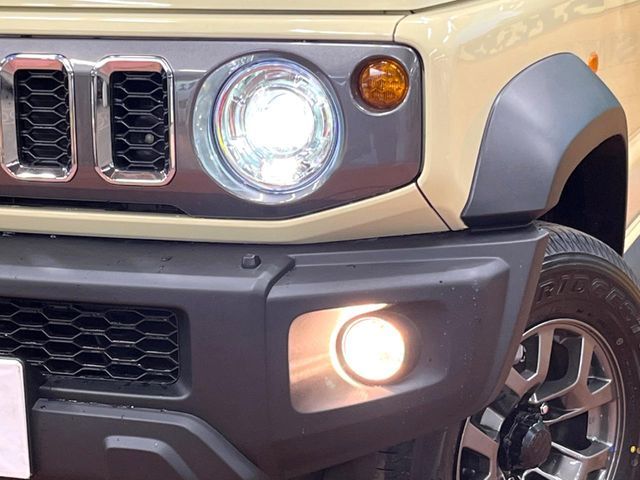 SUZUKI JIMNY NOMADE 2025 Image 31