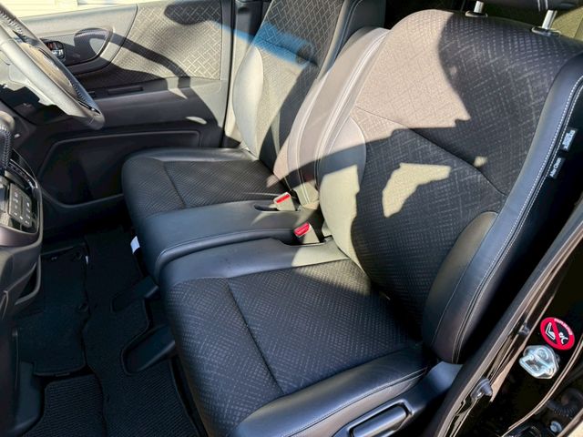 HONDA N-WGN CUSTOM 2018 Image 31