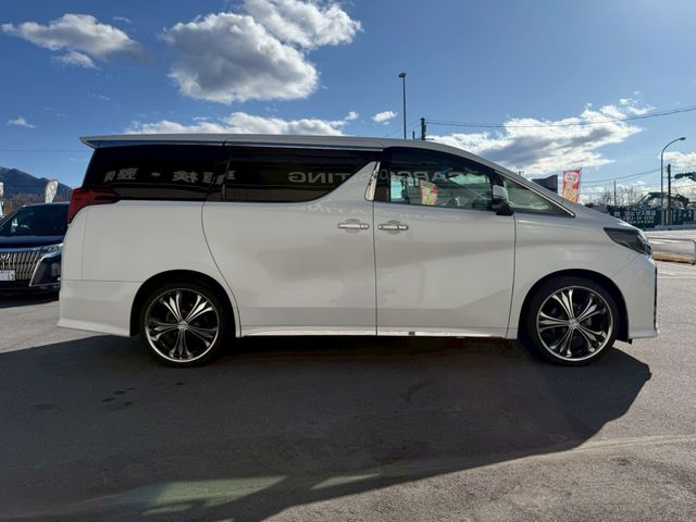 TOYOTA ALPHARD 4WD 2018 Image 31