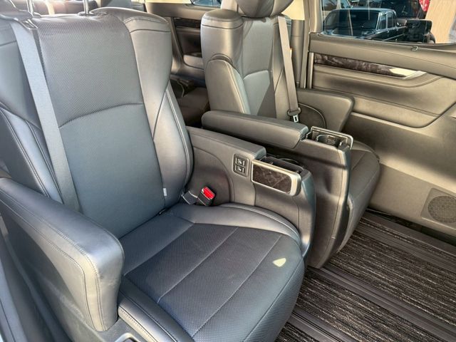TOYOTA ALPHARD 4WD 2018 Image 31