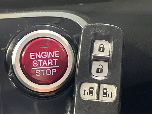 HONDA N BOX CUSTOM 2013 Image 31