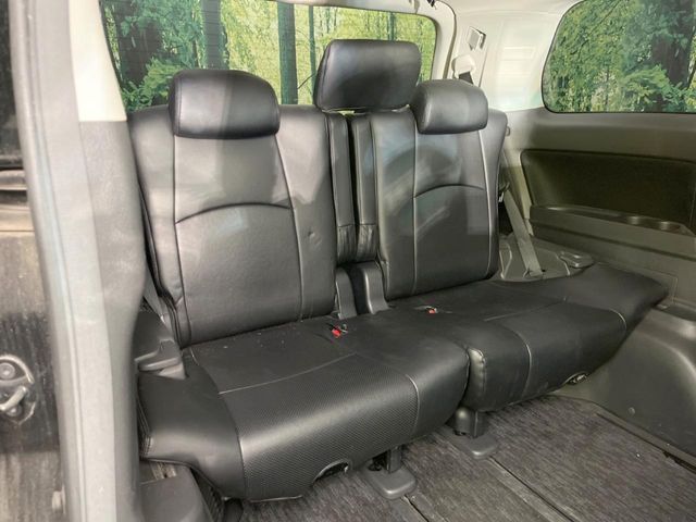 TOYOTA VELLFIRE 2012 Image 31