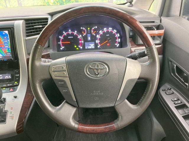 TOYOTA VELLFIRE 2012 Image 31