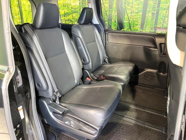 TOYOTA ESQUIRE 2015 Image 31