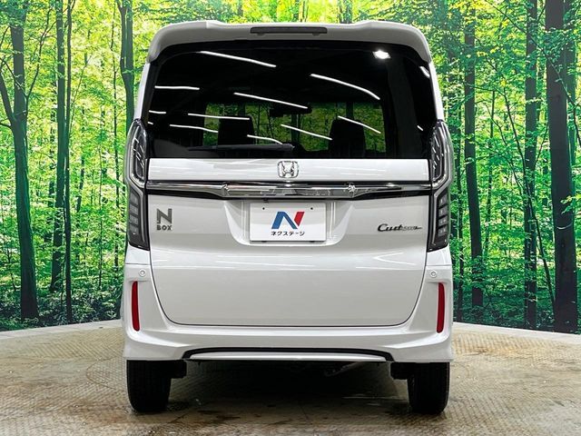 HONDA N BOX CUSTOM 4WD 2020 Image 31