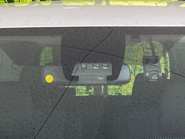 TOYOTA VOXY 2016 Image 31