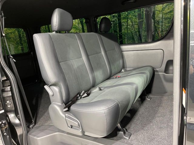 TOYOTA HIACE VAN 4WD 2021 Image 31