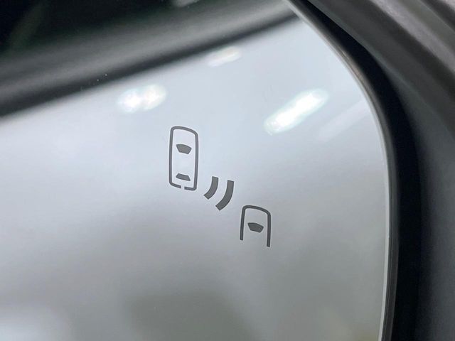 TOYOTA COROLLA CROSS HYBRID 2025 Image 31