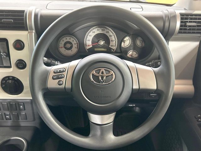 TOYOTA FJ CRUISER 4WD 2015 Image 31