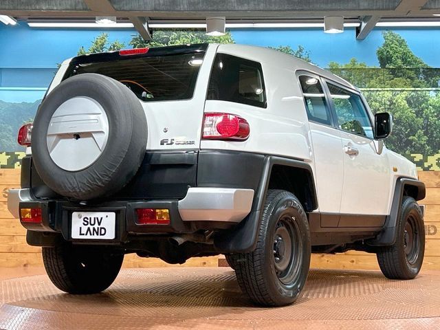 TOYOTA FJ CRUISER 4WD 2015 Image 31