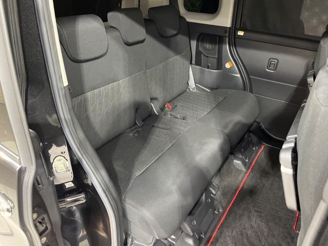 TOYOTA ROOMY 2019 Image 31