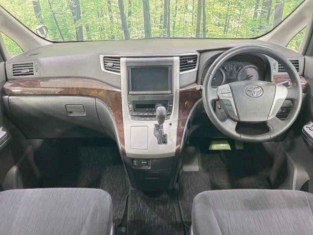 TOYOTA VELLFIRE 2013 Image 31