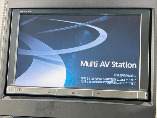 TOYOTA VELLFIRE 2013 Image 31