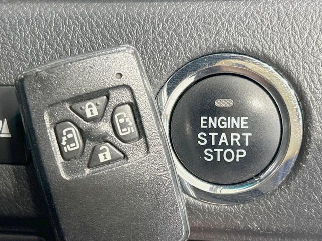 TOYOTA VELLFIRE 2013 Image 31