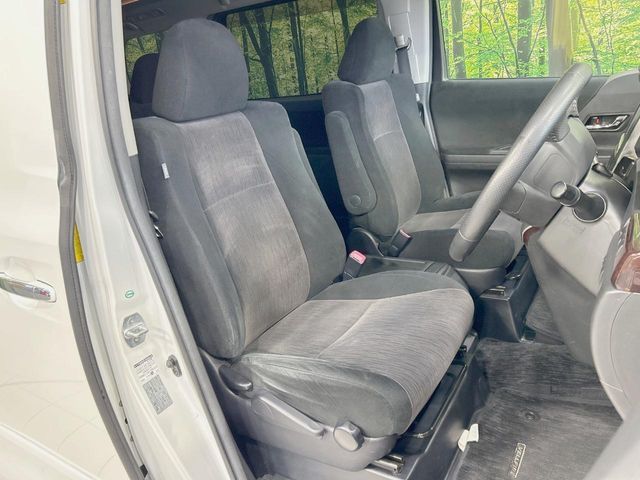 TOYOTA VELLFIRE 2013 Image 31