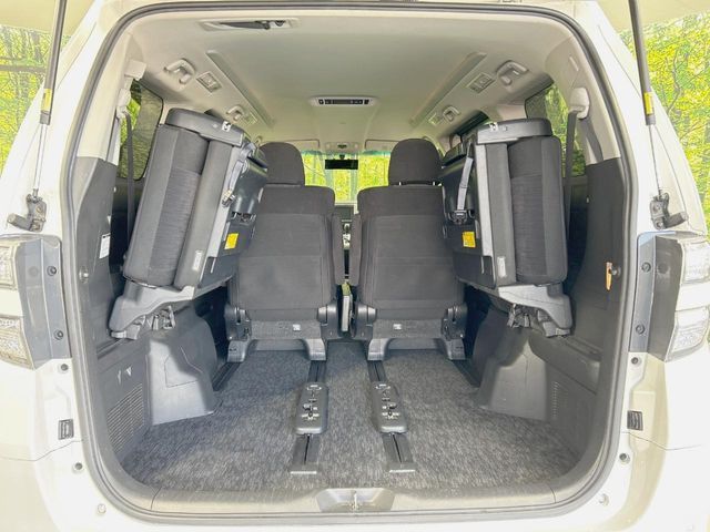 TOYOTA VELLFIRE 2013 Image 31