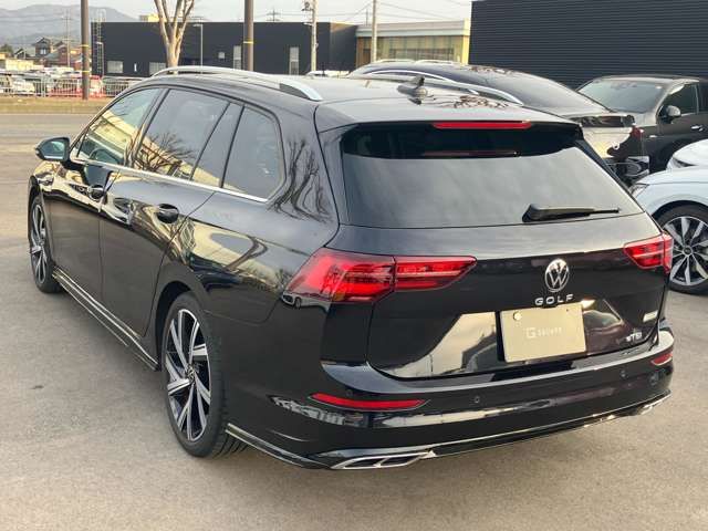 VOLKSWAGEN GOLF VARI 2023 Image 31