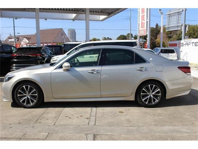 TOYOTA CROWN SEDAN 2016 Image 31