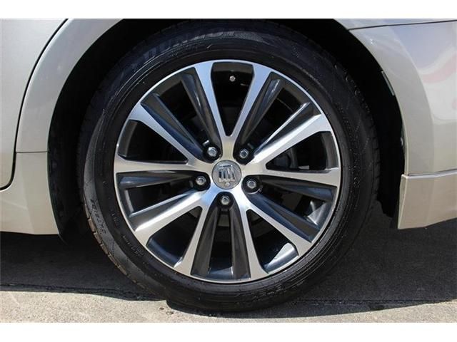 TOYOTA CROWN SEDAN 2016 Image 31