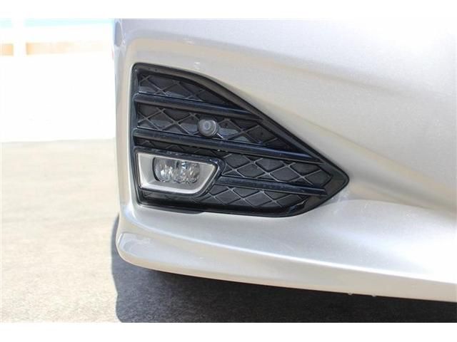 TOYOTA CROWN SEDAN 2016 Image 31