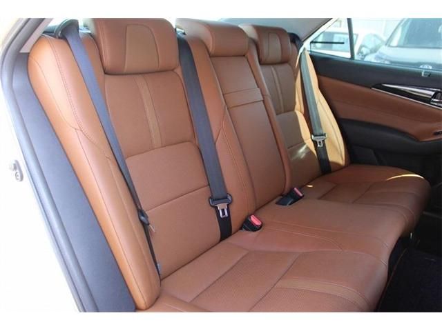 TOYOTA CROWN SEDAN 2016 Image 31