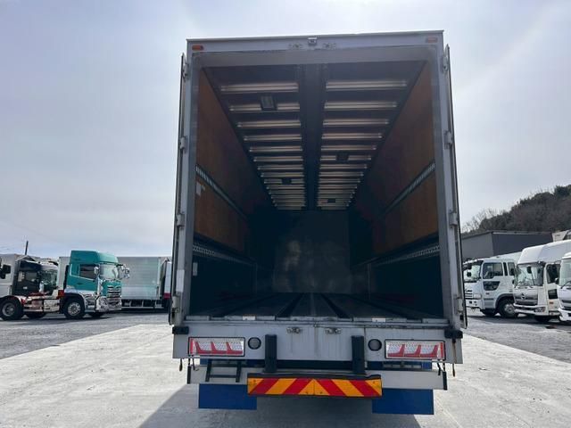 ISUZU GIGA 2017 Image 31