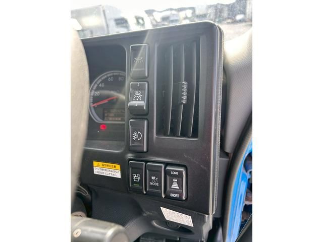 ISUZU GIGA 2017 Image 31