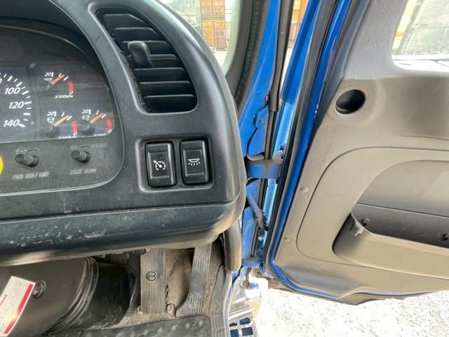 ISUZU GIGA 2014 Image 31