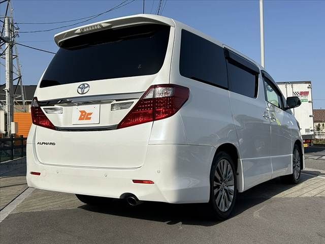 TOYOTA ALPHARD 2013 Image 31