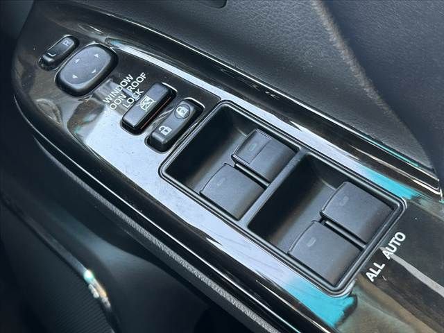 TOYOTA ALPHARD 2013 Image 31