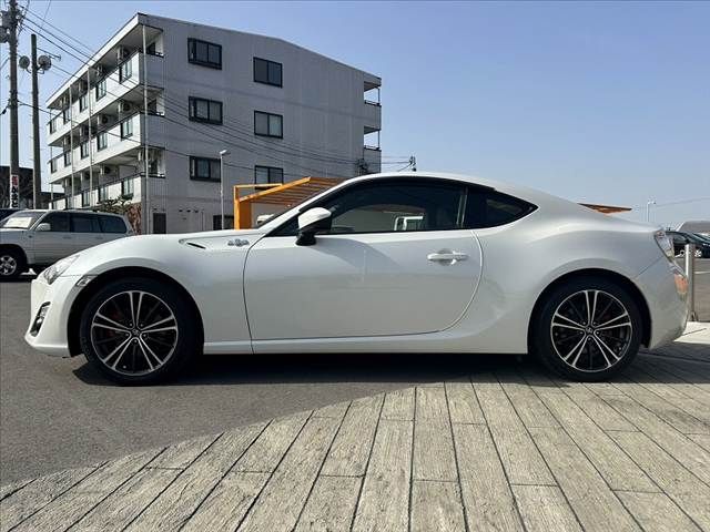 TOYOTA 86 2012 Image 31