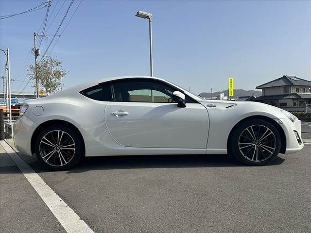 TOYOTA 86 2012 Image 31