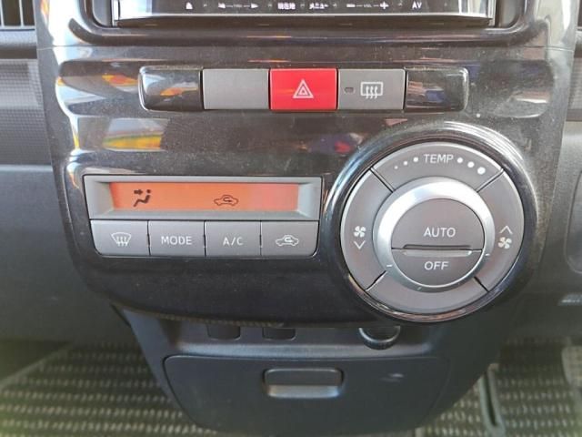 DAIHATSU TANTO CUSTOM 2011 Image 31