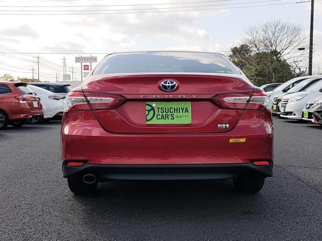 TOYOTA CAMRY HYBRID 2018 Image 31