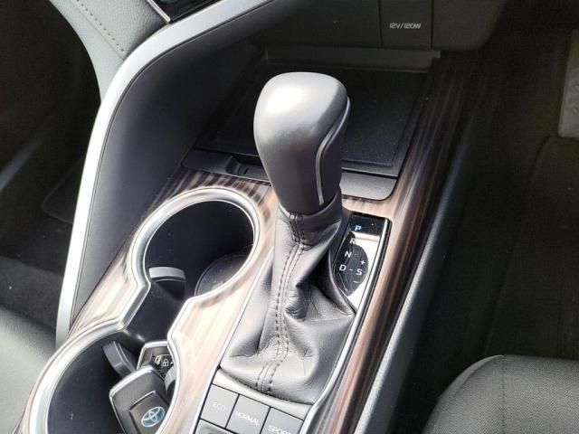 TOYOTA CAMRY HYBRID 2018 Image 31