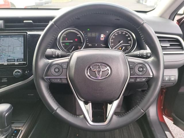 TOYOTA CAMRY HYBRID 2018 Image 31