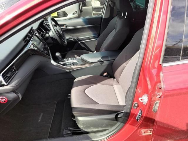 TOYOTA CAMRY HYBRID 2018 Image 31