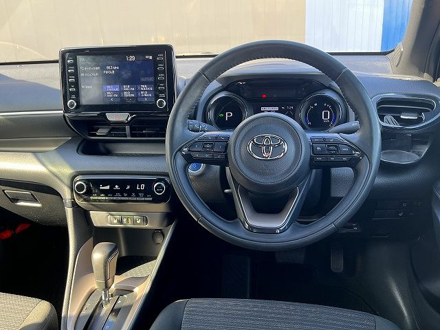 TOYOTA YARIS HYBRID 2023 Image 31