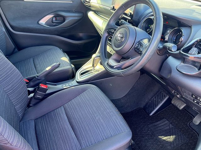 TOYOTA YARIS HYBRID 2023 Image 31