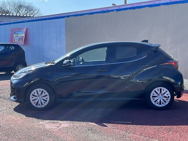 TOYOTA YARIS HYBRID 2023 Image 31