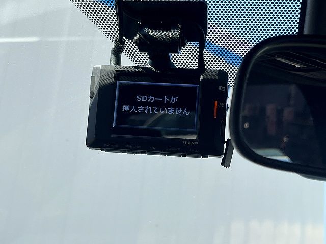 TOYOTA YARIS HYBRID 2023 Image 31