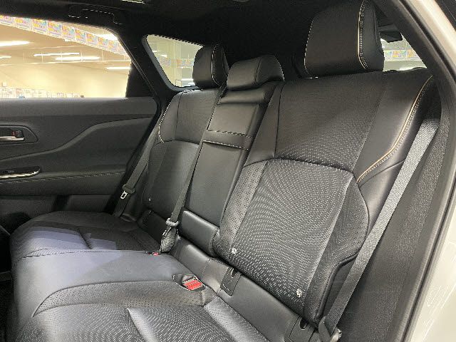 TOYOTA CROWN ESTATE 4WD 2025 Image 31