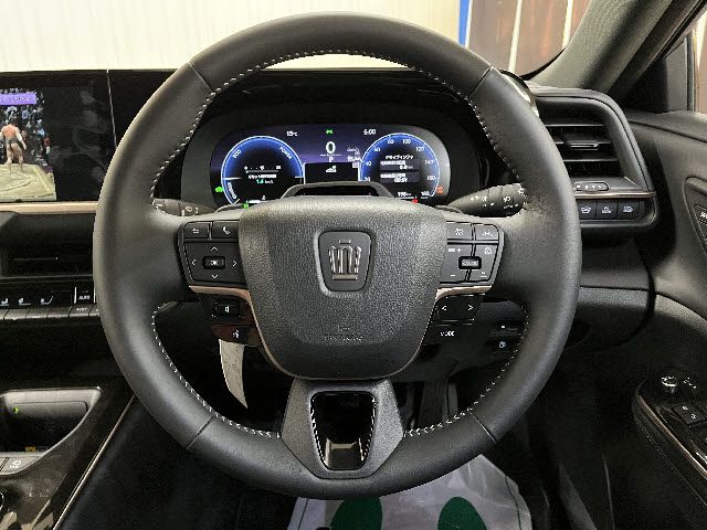 TOYOTA CROWN ESTATE 4WD 2025 Image 31