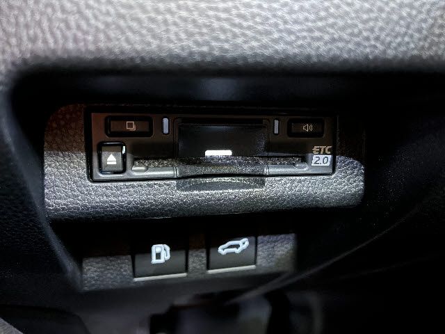 TOYOTA CROWN ESTATE 4WD 2025 Image 31