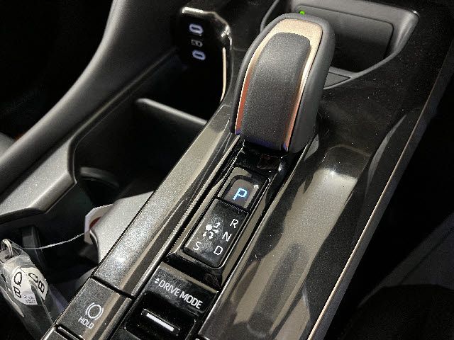 TOYOTA CROWN ESTATE 4WD 2025 Image 31