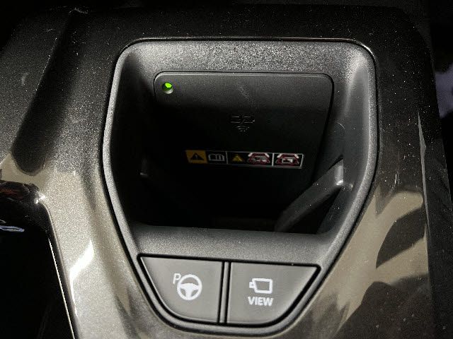 TOYOTA CROWN ESTATE 4WD 2025 Image 31