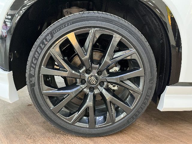 TOYOTA CROWN ESTATE 4WD 2025 Image 31