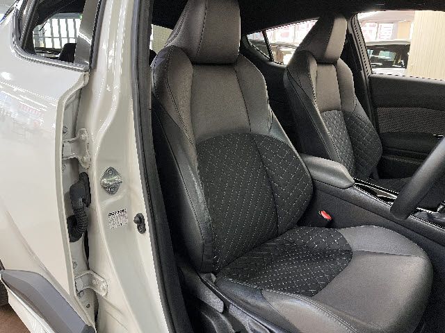 TOYOTA C-HR 2020 Image 31