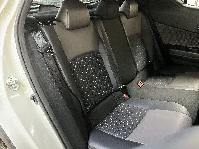 TOYOTA C-HR 2020 Image 31