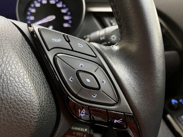 TOYOTA C-HR 2020 Image 31